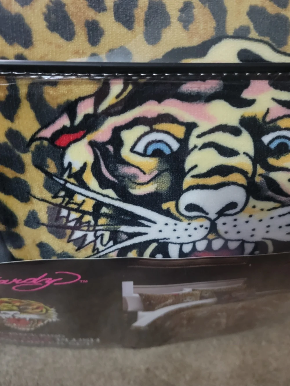 Ed Hardy Leopard & Tiger Print Plus 4 Piece Comforter Set with Red Accents New